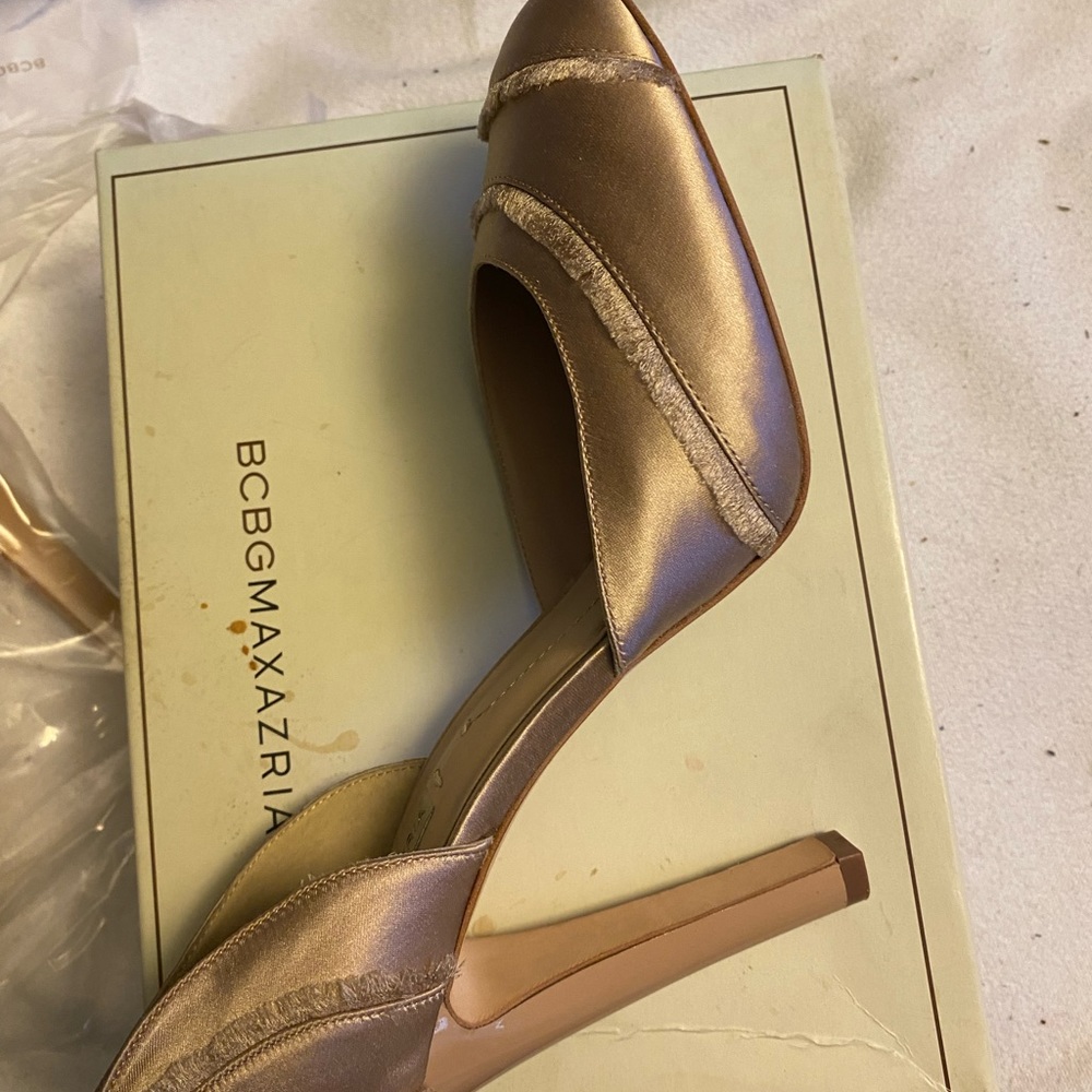 Brand new Bcbg maxazria size 10 heels